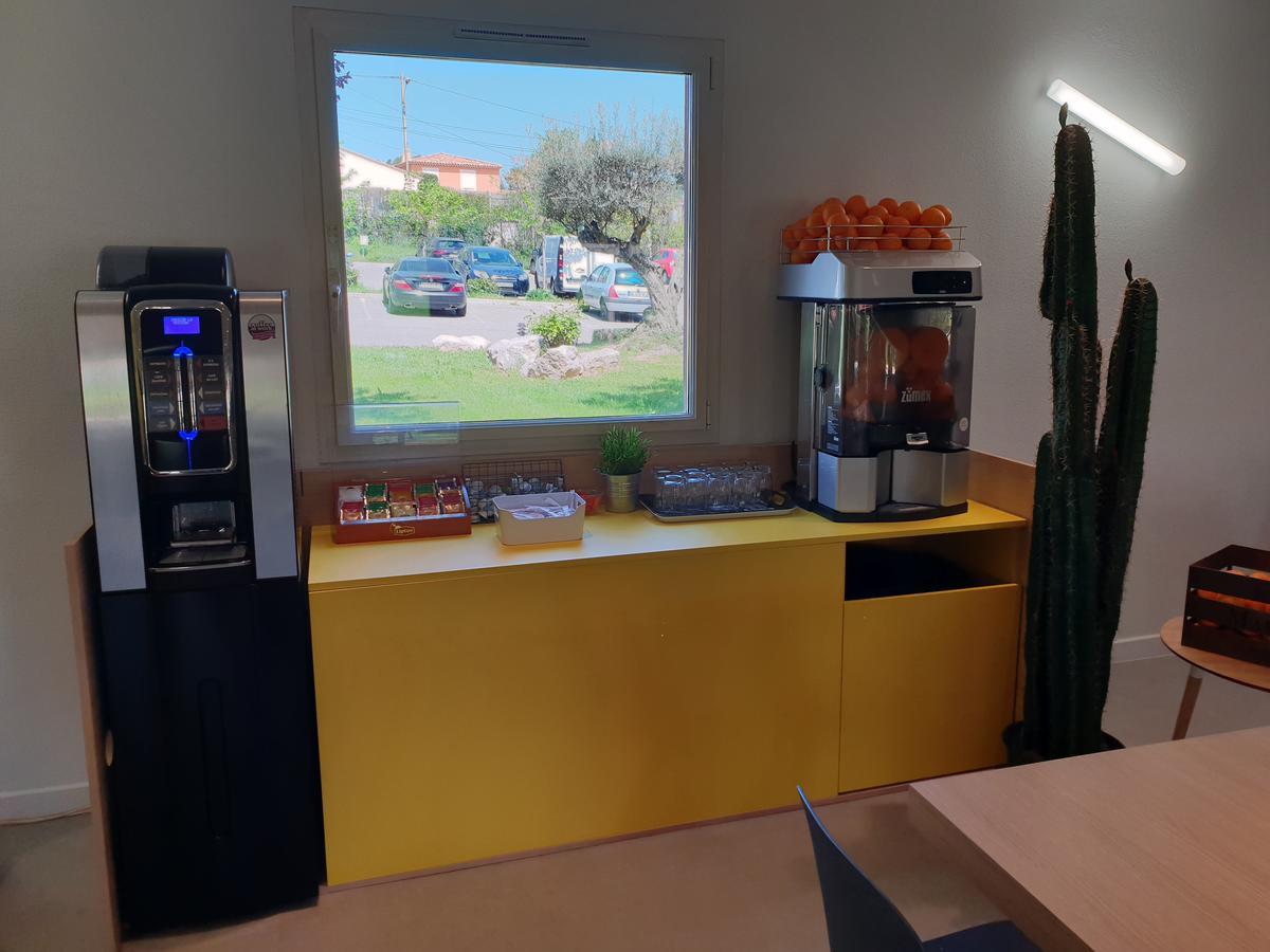 מלון Mirabeau Ibis Styles Marseille Plan De Campagne מראה חיצוני תמונה