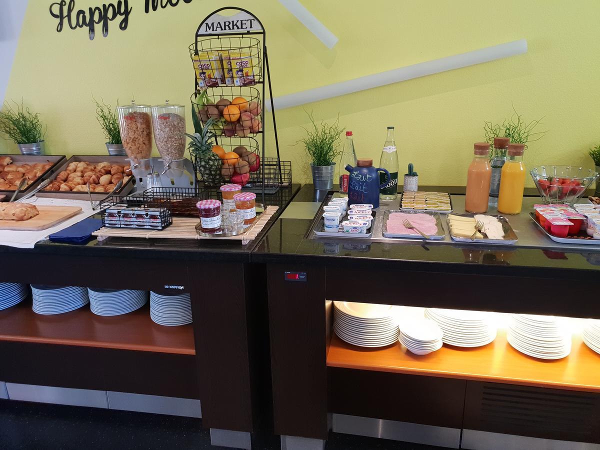 מלון Mirabeau Ibis Styles Marseille Plan De Campagne מראה חיצוני תמונה