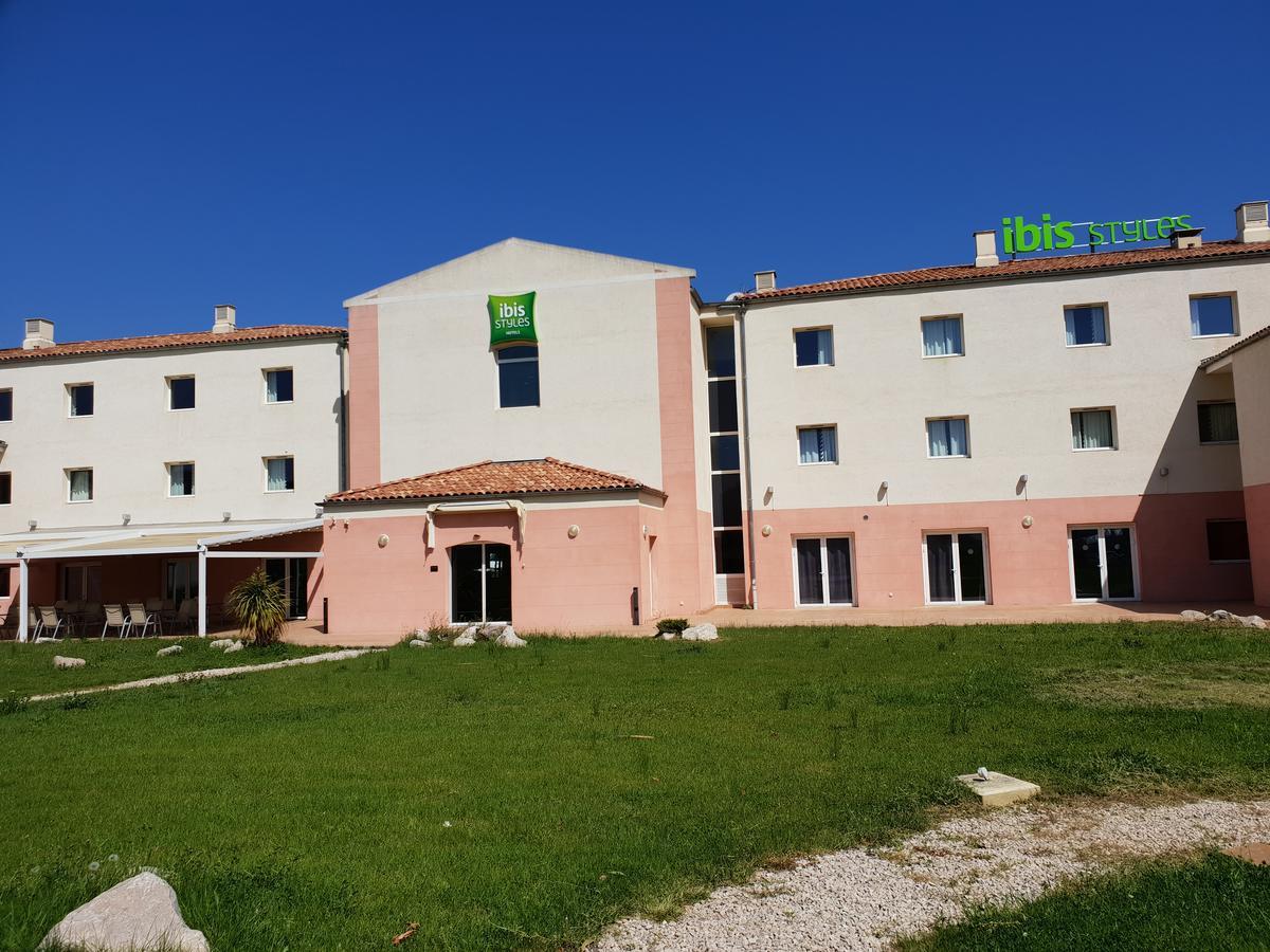 מלון Mirabeau Ibis Styles Marseille Plan De Campagne מראה חיצוני תמונה