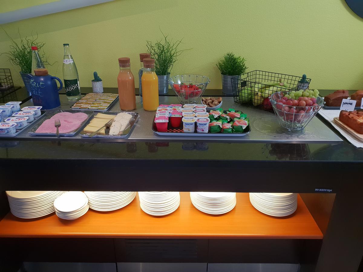 מלון Mirabeau Ibis Styles Marseille Plan De Campagne מראה חיצוני תמונה